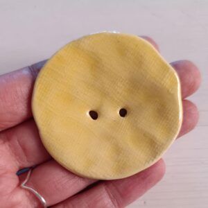 Botón 5cm con textura Amarillo
